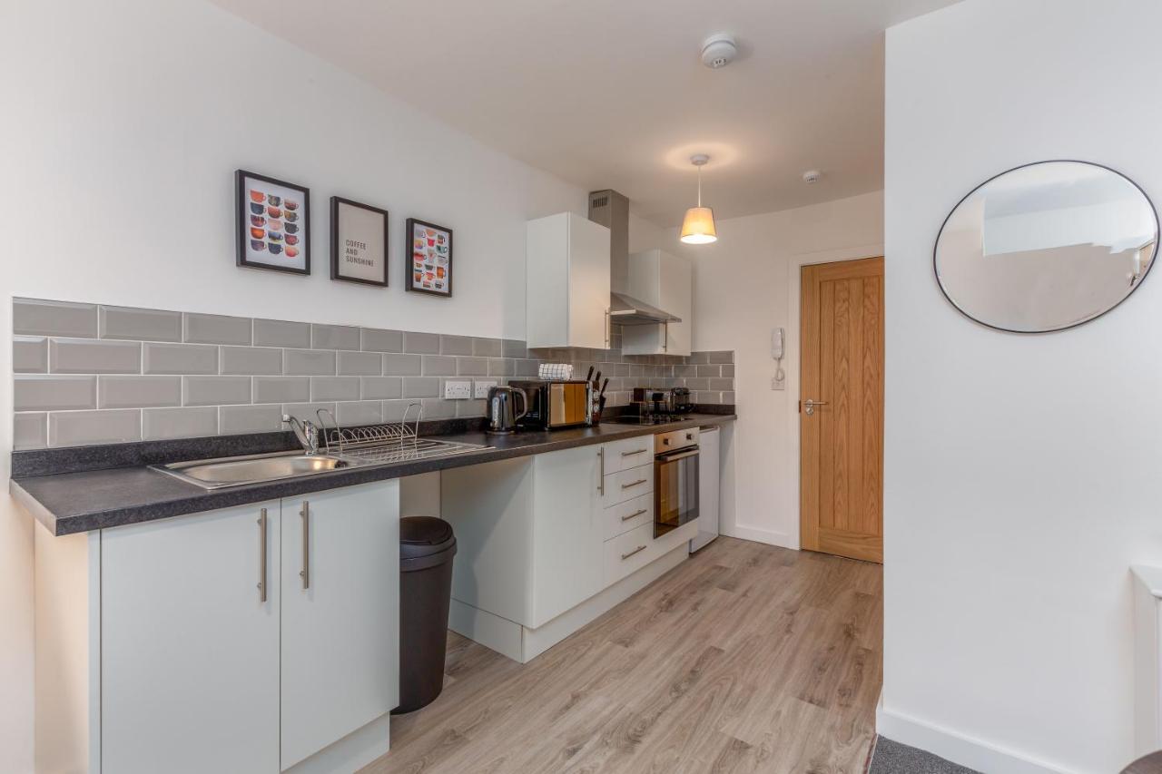 Charles Alexander Short Stay - Charnley House Apartments Blackpool Extérieur photo