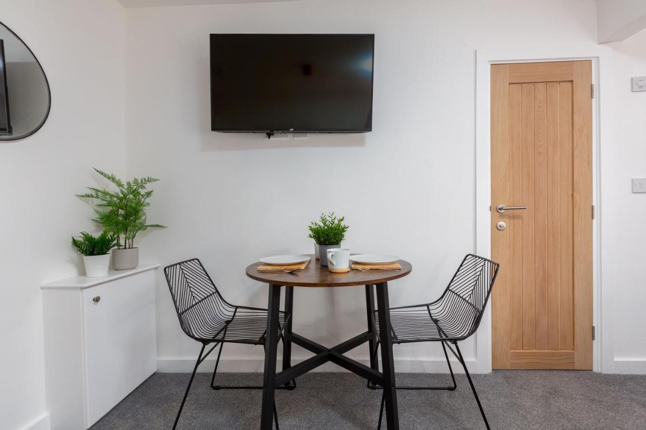Charles Alexander Short Stay - Charnley House Apartments Blackpool Extérieur photo