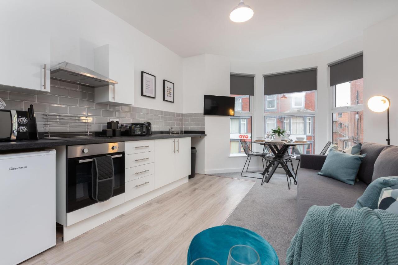 Charles Alexander Short Stay - Charnley House Apartments Blackpool Extérieur photo