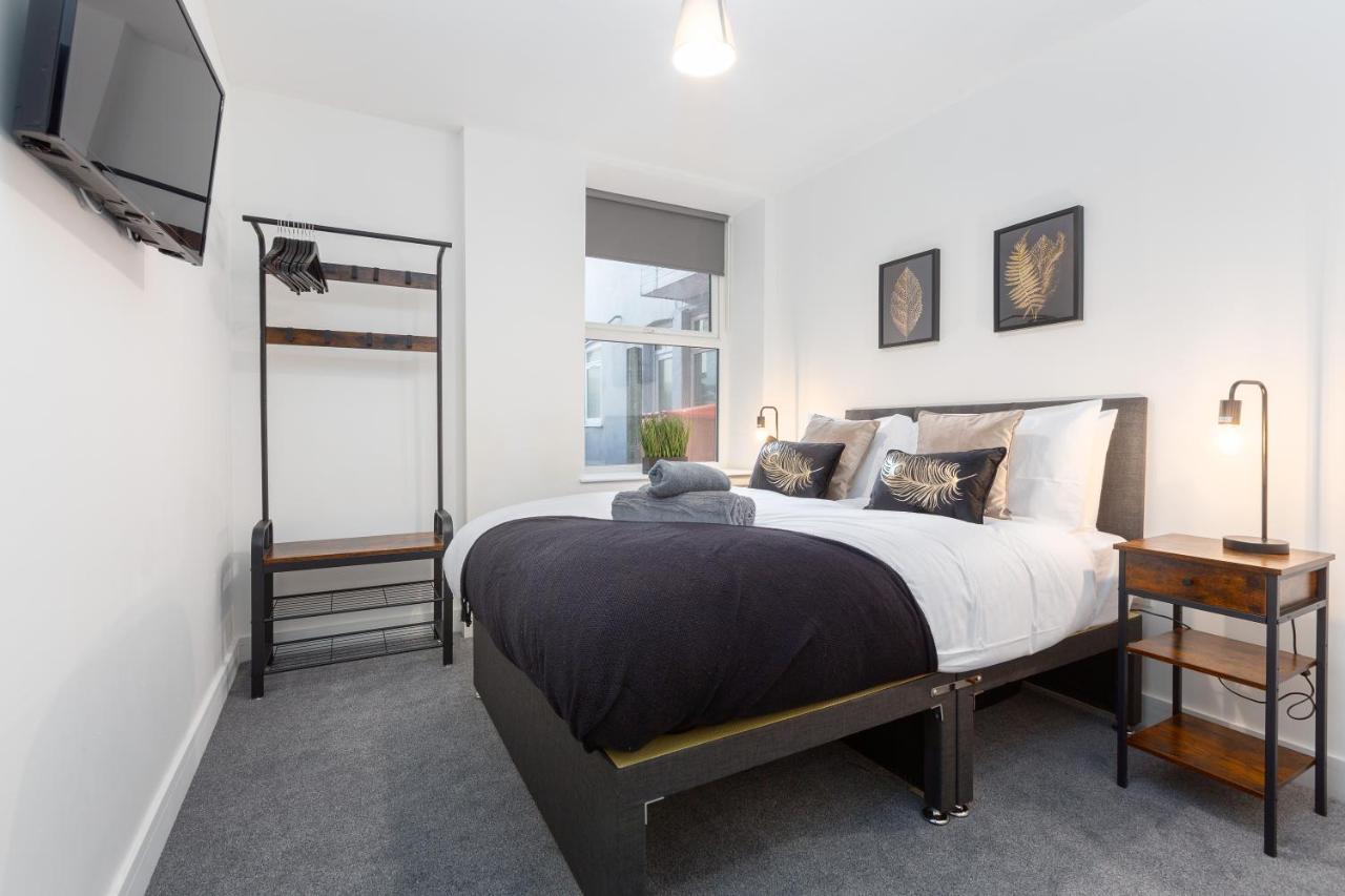 Charles Alexander Short Stay - Charnley House Apartments Blackpool Extérieur photo