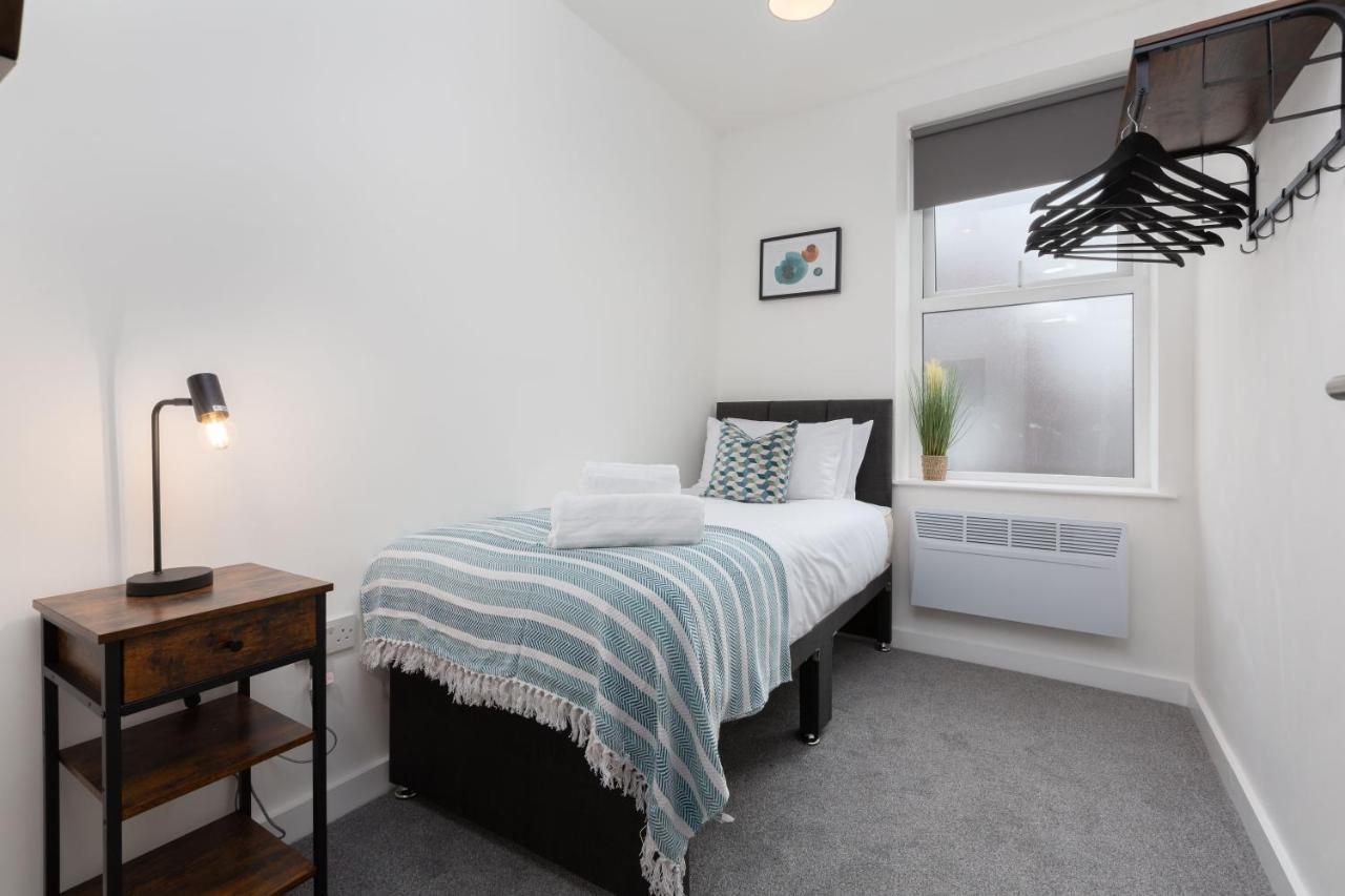 Charles Alexander Short Stay - Charnley House Apartments Blackpool Extérieur photo