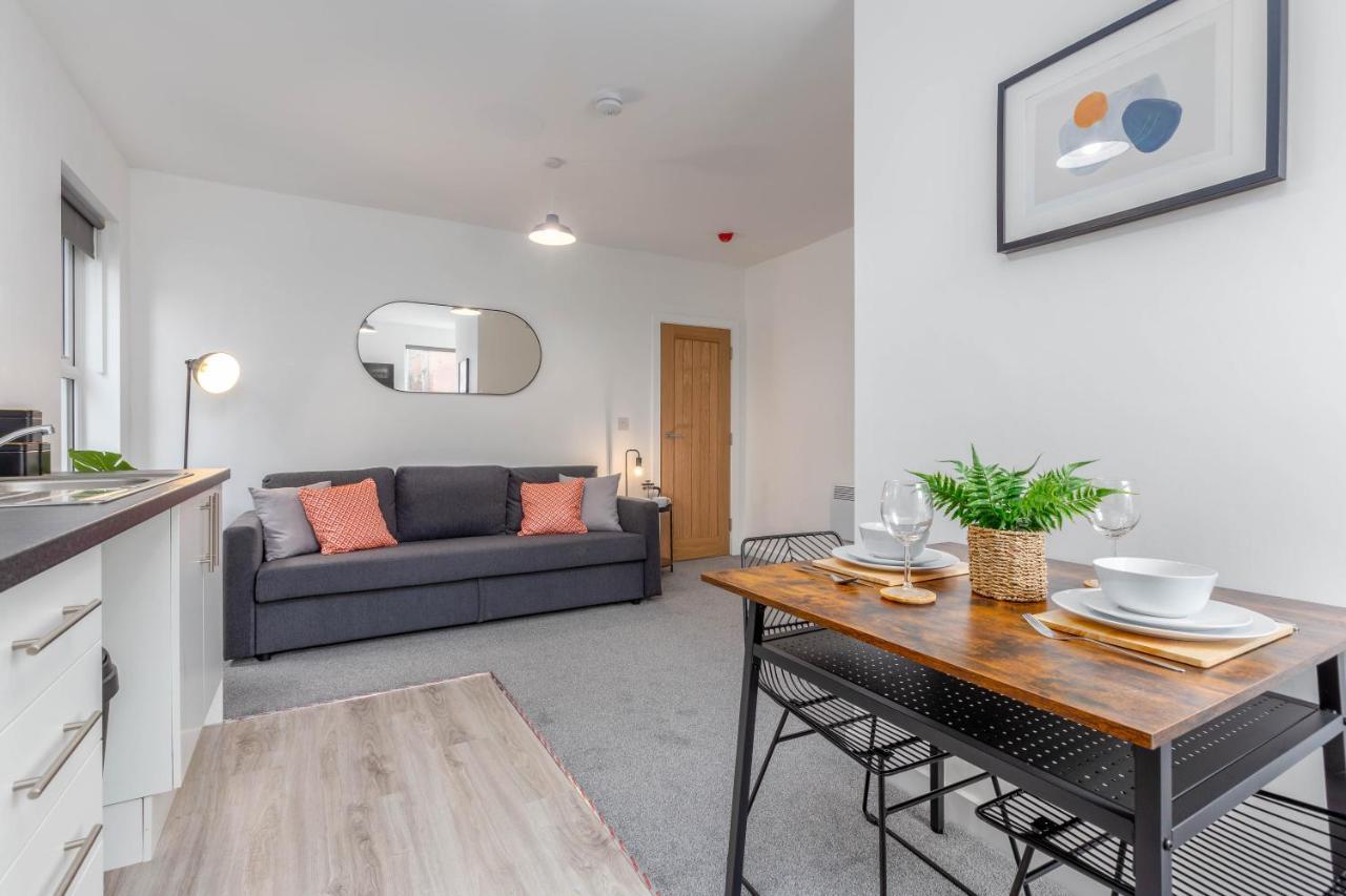 Charles Alexander Short Stay - Charnley House Apartments Blackpool Extérieur photo