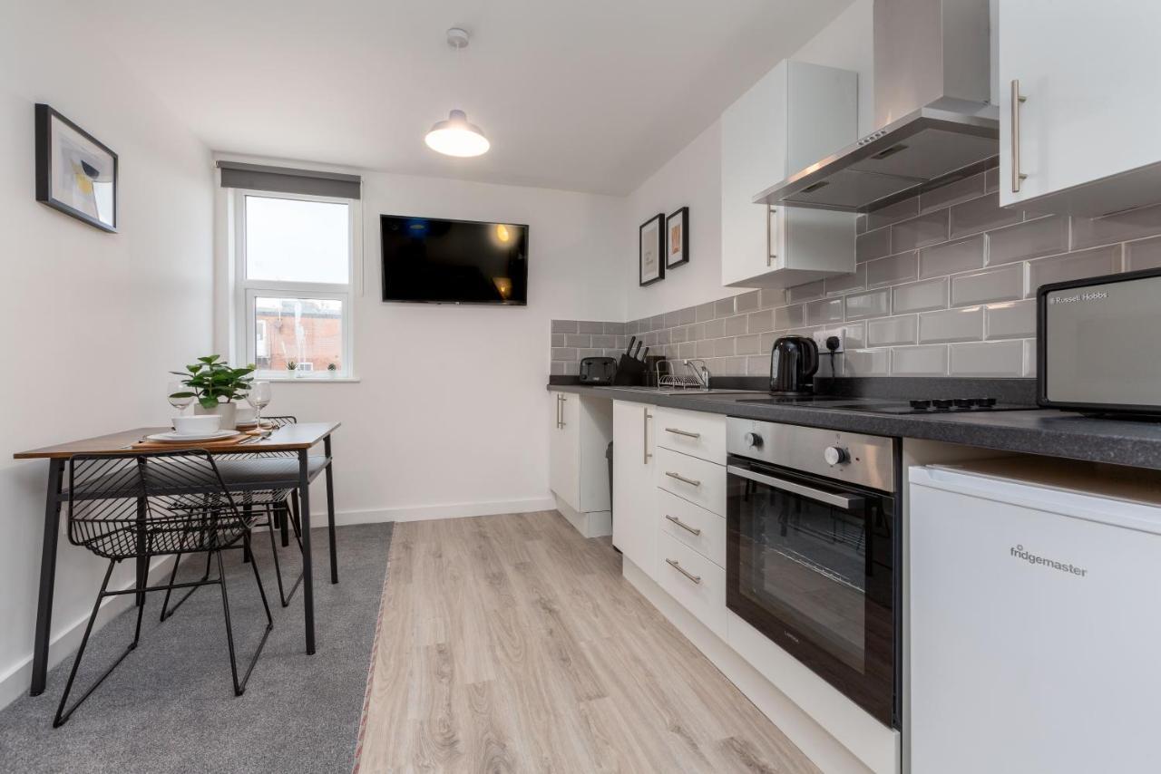 Charles Alexander Short Stay - Charnley House Apartments Blackpool Extérieur photo
