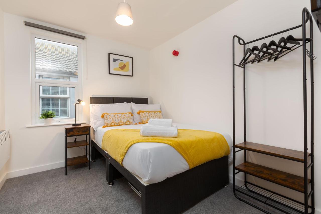 Charles Alexander Short Stay - Charnley House Apartments Blackpool Extérieur photo