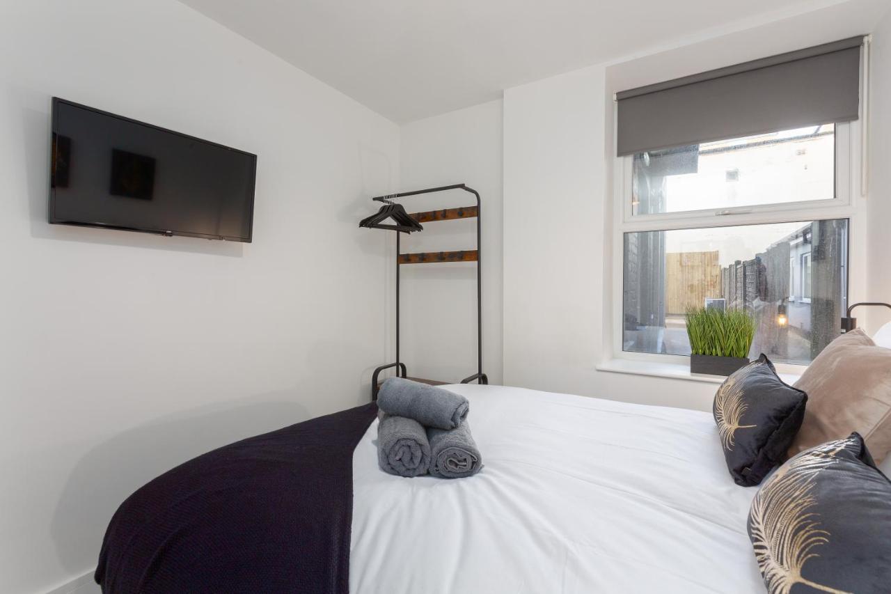 Charles Alexander Short Stay - Charnley House Apartments Blackpool Extérieur photo