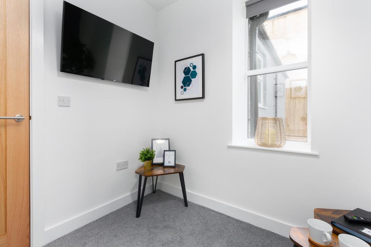 Charles Alexander Short Stay - Charnley House Apartments Blackpool Extérieur photo